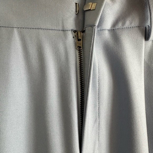 Unisex Open Edit blue pleated pants with rolled cuffs. - Picture 6 of 8